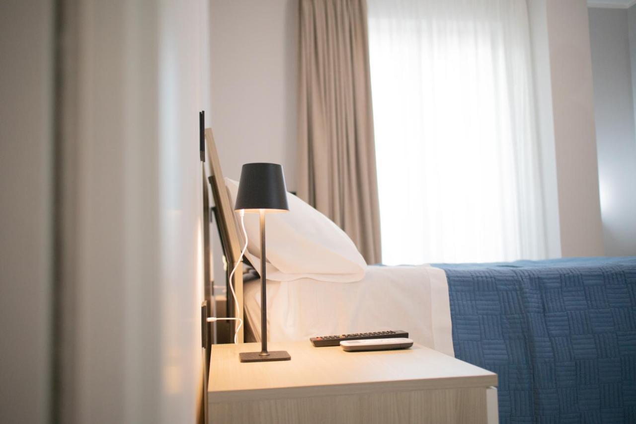 E-twelve Apartment *